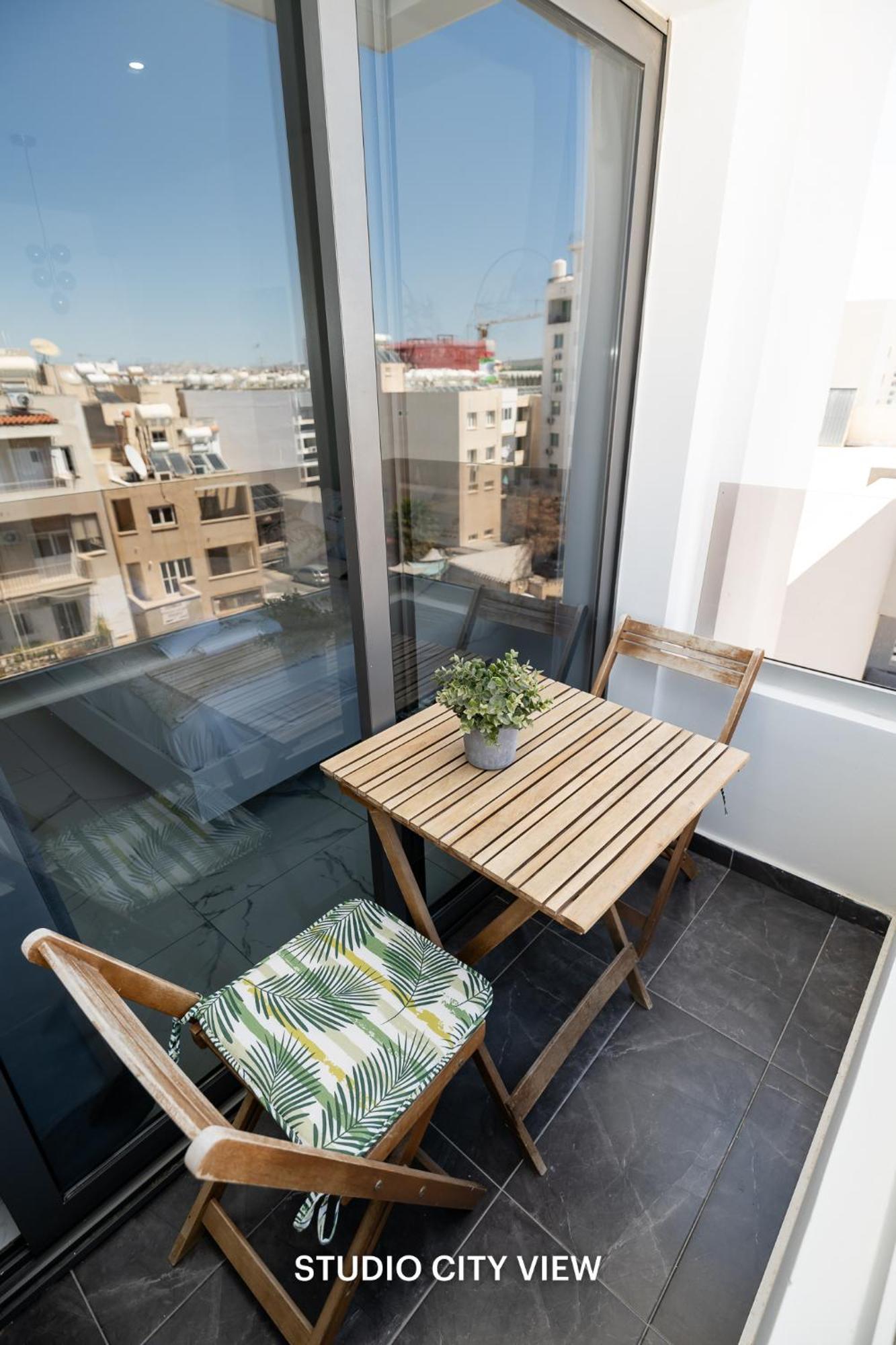 Lazuli City & Seaview Apartments Larnaca Extérieur photo