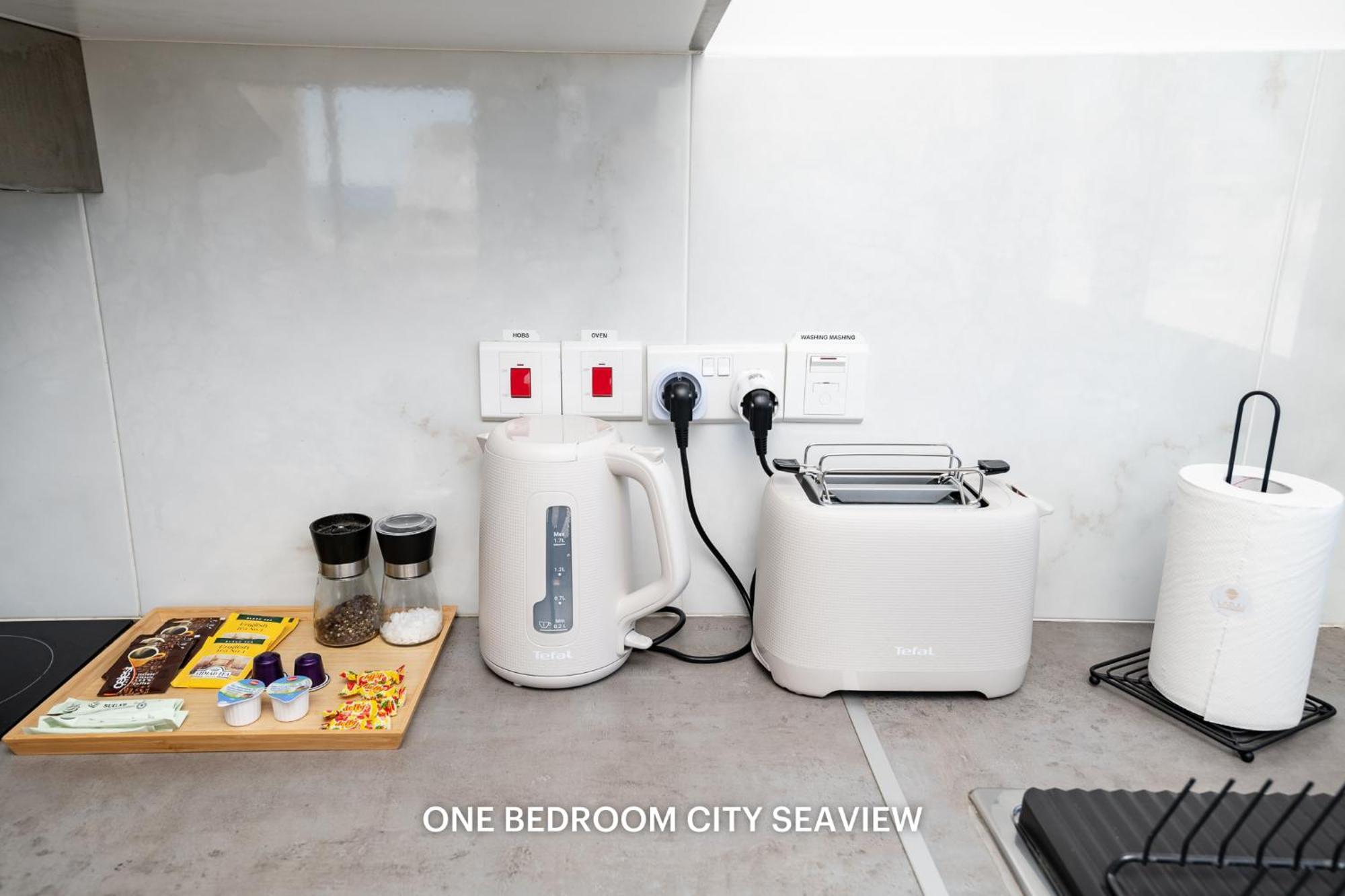 Lazuli City & Seaview Apartments Larnaca Chambre photo
