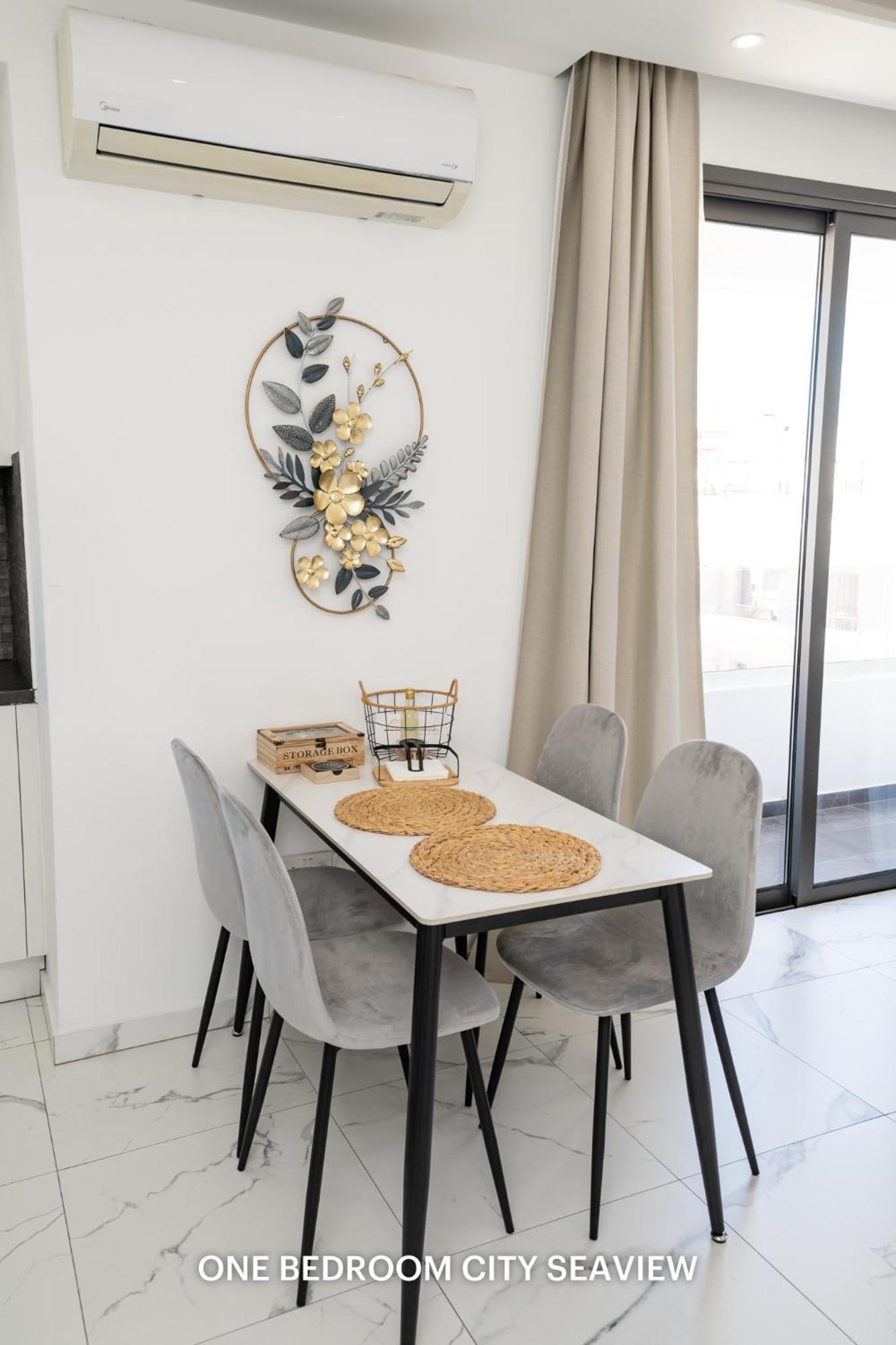 Lazuli City & Seaview Apartments Larnaca Extérieur photo